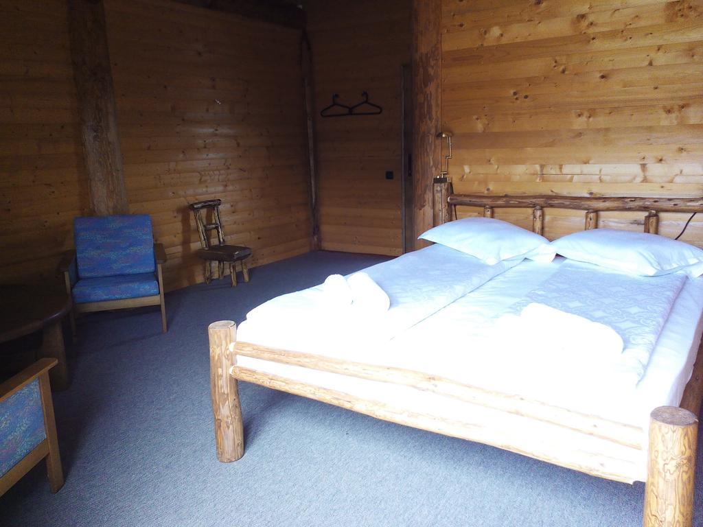 בית הארחה Sîmbăta de Sus 	Casa Muntelui - Sambata חדר תמונה
