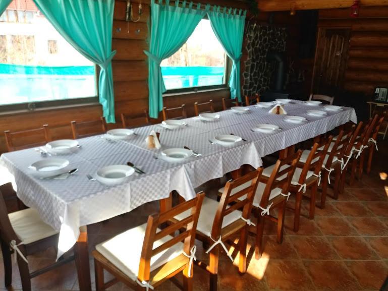 בית הארחה Sîmbăta de Sus 	Casa Muntelui - Sambata מראה חיצוני תמונה